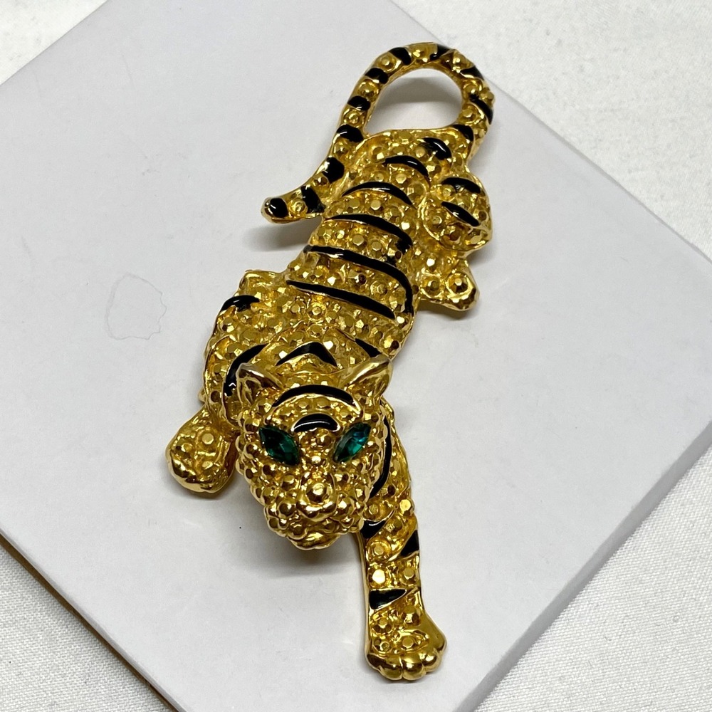 Vintage Trifari Tiger Brooch Gold Plate Black Stripe Green Eyes Non‎ Signed EUC